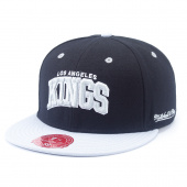 Кепка MITCHELL&NESS NHL CLASSIC ARCH FITTED SNAPBACK