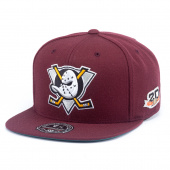 Кепка MITCHELL&NESS NHL HIGH CROWN FITTED SNAPBACK