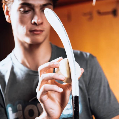 Воск для клюшки HOWIES HOCKEY TACKY WAX-2