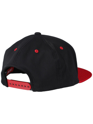 ccm-true-to-hockey-flat-brim-snapback-blkred-1