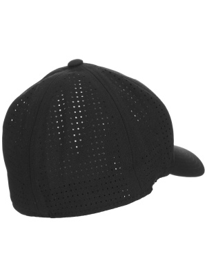 Кепка CCM RED PERFORATED STRUCTURED FLEX CAP-1